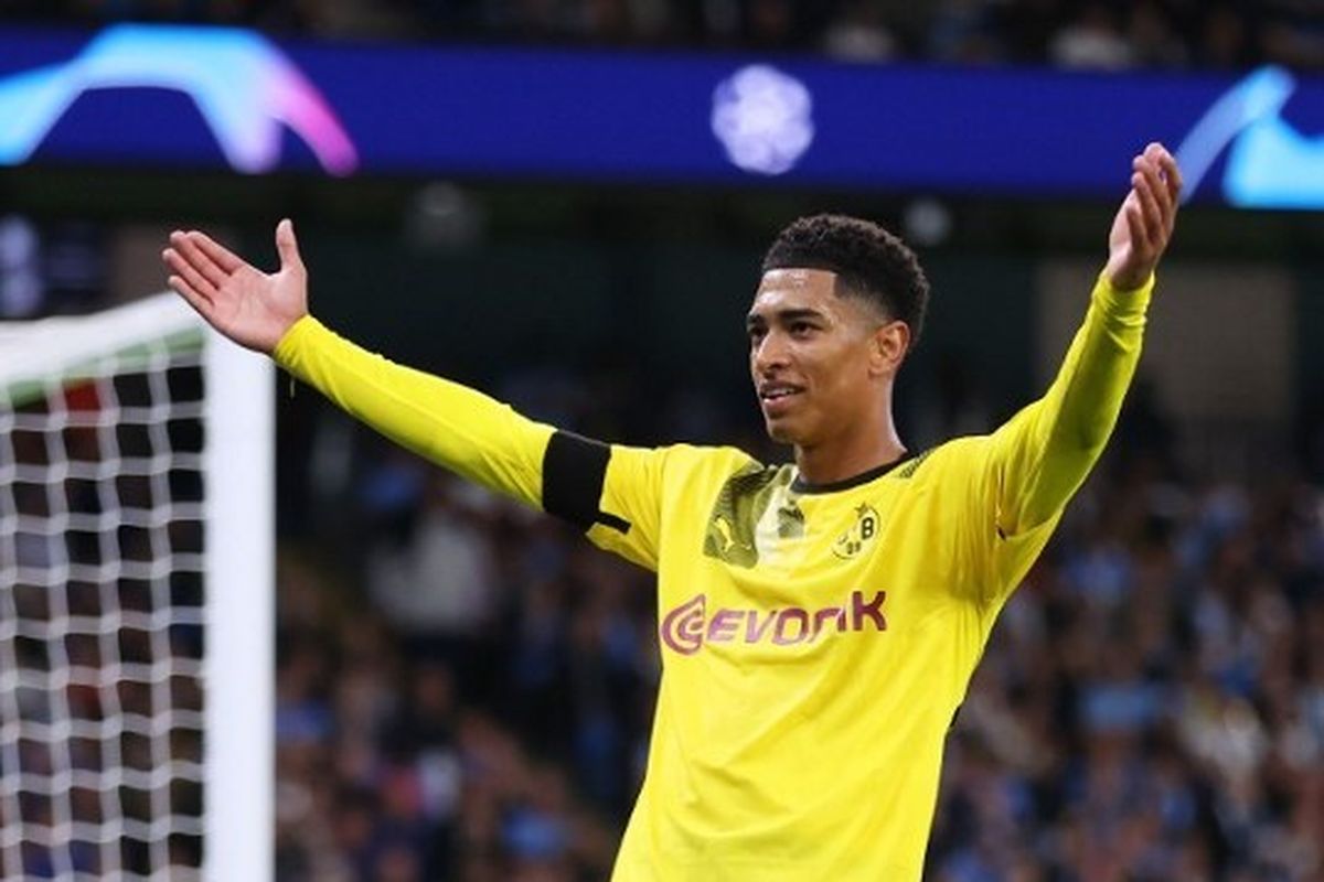 Pemain Borussia Dortmund, Jude Bellingham, merayakan golnya ke gawang Manchester City dalam babak penyisihan Liga Champions Grup C, Man City vs Dortmund, di Etihad Stadion, Kamis (15/9/2022) dini hari WIB. Terkini, Roy Keane berharap agar Jude Bellingham bisa bersinar bersama timnas Inggris di Piala Dunia 2022.