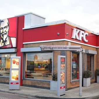 Salah satu gerai KFC.