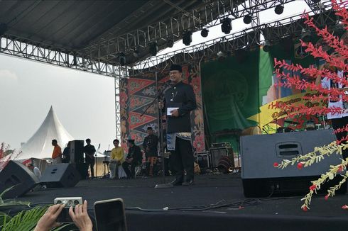 Anies, Lulung, hingga HNW Ikut Lebaran Betawi di Monas