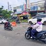 Jalan Prof Hamka Semarang yang Rusak Tak Kunjung Diperbaiki, Hanya Diberi Pembatas
