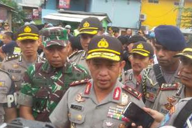 Kapolda Metro Jaya Inspektur Jenderal Tito Karnavian di sela-sela operasi pemberantasan penyakit masyarakat yang digelar di kawasan Kalijodo, Sabtu (10/2/2016)