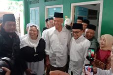 Ziarahi Makam Kakek Buyut Cak Imin, Ganjar Sempat Foto bareng Gus Salam