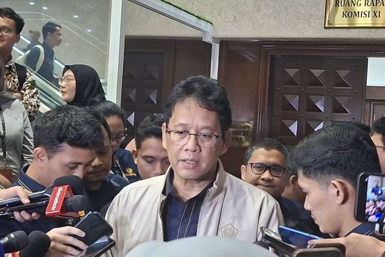 Menteri Keuangan Purbaya Yudhi Sadewa kepada awak media ditemui di DPR RI pada Rabu (4/2/2026).