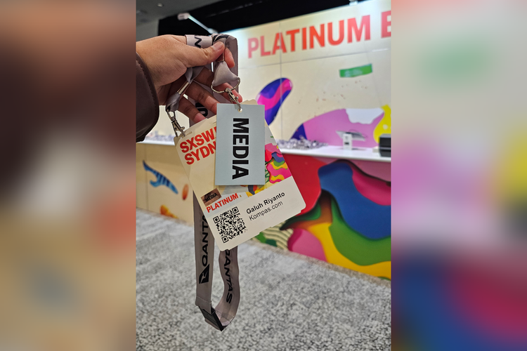 Badges Platinum yang didapat oleh Jurnalis KompasTekno Galuh Putri Riyanto untuk mengakses seluruh rangkaian acara SXSW Sydney 2023. Mulai dari konferensi dan pameran Teknologi & Inovasi hingga Festival Musik, Layar, dan Permainan.