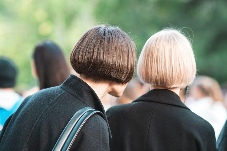 Zodiak berelemen udara, salah satunya Gemini, punya kecerdasan tinggi dan gaya cinta logis. Simak karakter dan bagiamana hubungan sosial mereka.