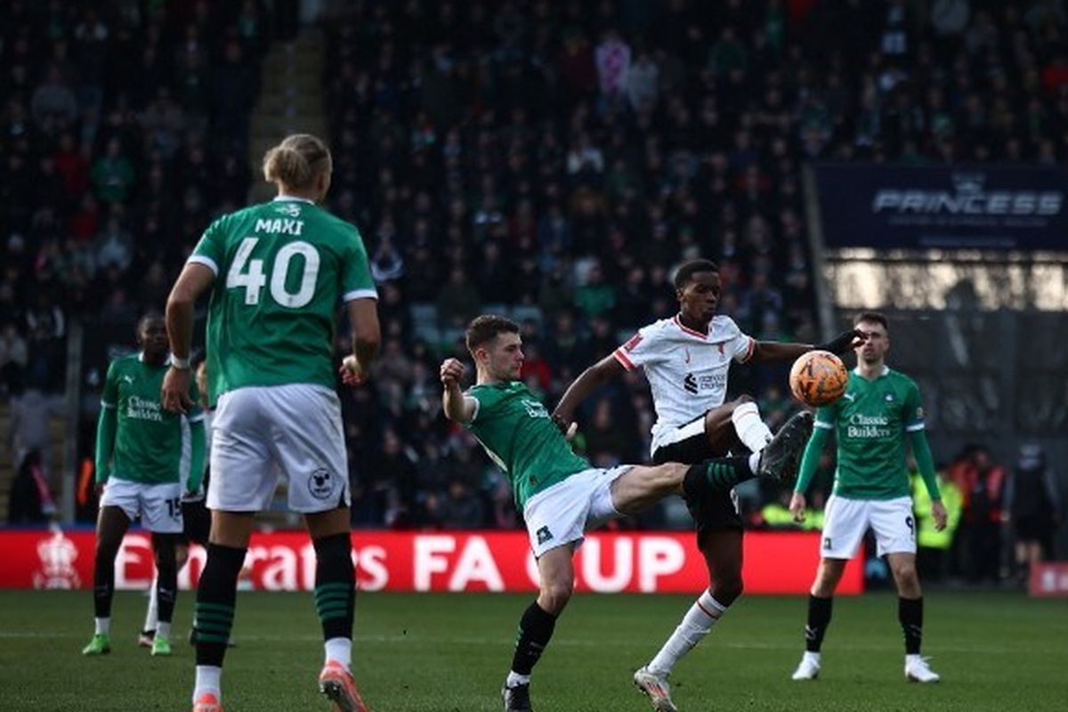 cronaca plymouth argyle - liverpool