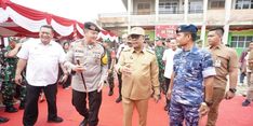 Tinjau Langsung TPS di Siak, Pj Gubernur Riau Pastikan Pilkada Aman