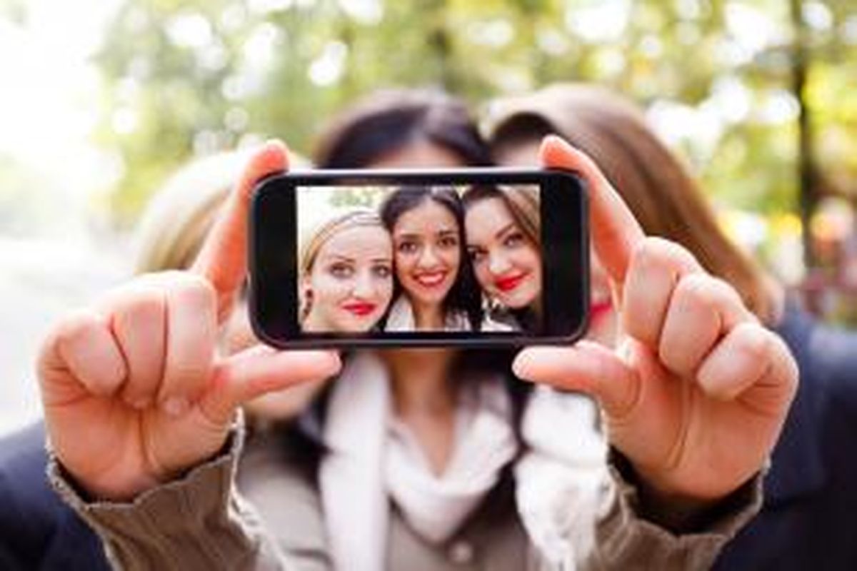 Kesenangan berbagi di media sosial menjadikan pengguna melirik aplikasi seperti ini untuk mempercantik foto sebelum diuggah dalam media sosial. 