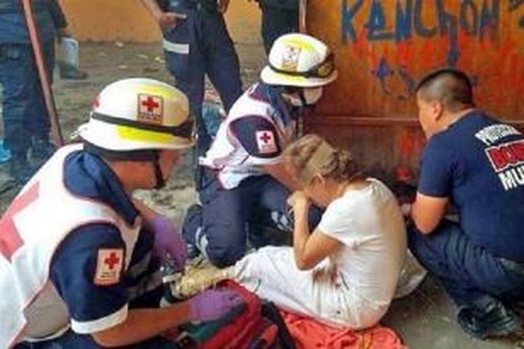 Seorang dokter di Meksiko diselamatkan polisi setelah disiksa dan dibiarkan sekarat sesudah diculik dari rumah sakit tempatnya bekerja. 

