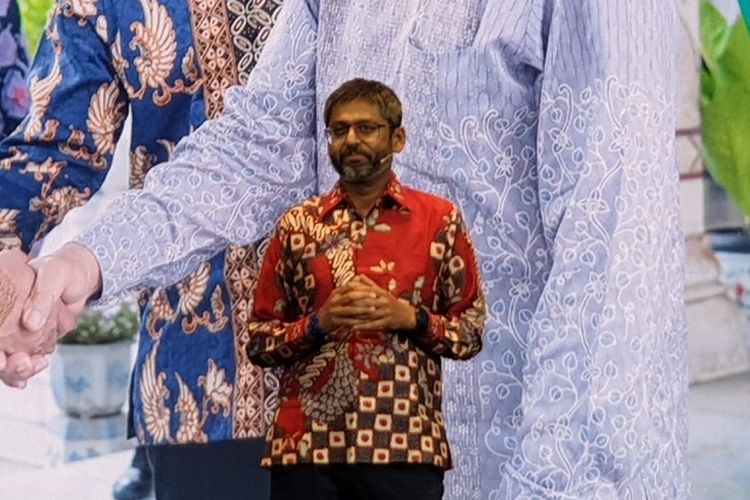 Nimesh Ranjan, Google Assistant Program & NBU Lead saat memperkenalkan beberapa fitur baru Google Assistant di acara Google for Indonesia.