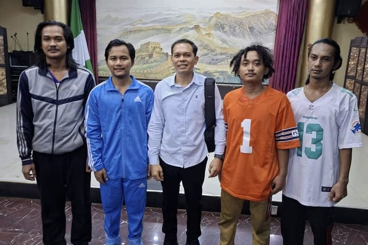 TNI Selamatkan 4 WNI yang Dua Bulan Diculik Bajak Laut Gabon