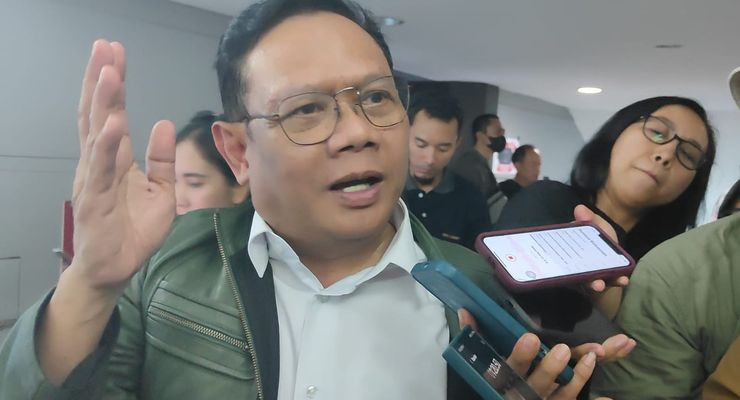 Ganjar Perkenalkan Mantan Sekjen Kemenhan Era Prabowo sebagai Tim Pemenangan di Jatim
