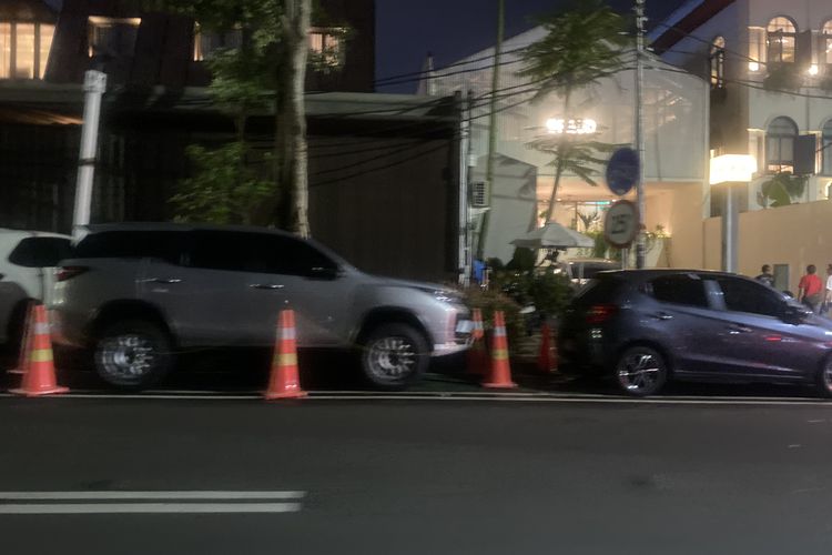 Parkir Liar di Senopati Jaksel Ditertibkan, 8 Motor dan 1 Mobil Diangkut
