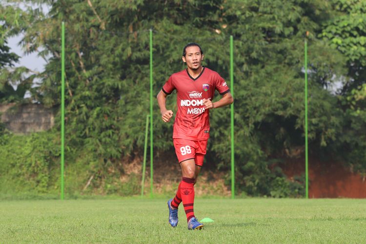 Pemain Persita Andre Agustiar dikontrak semusim mulai 30 Juni 2021.