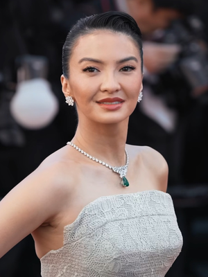 Gaya Raline Shah hingga Kamila Andini di Cannes Film Festival 2026 curi perhatian, dari glamor klasik sampai modest chic.