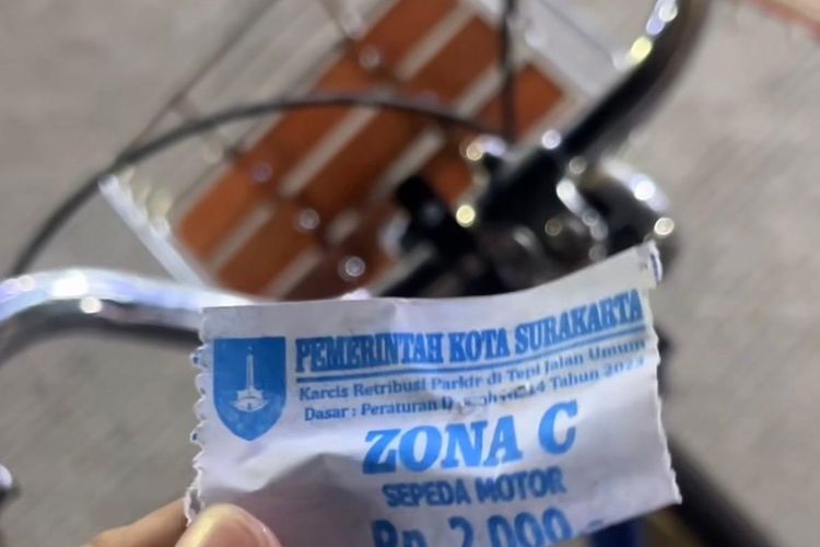 Curhat Pesepeda di Solo: Ditarik Parkir Rp 2.000 Pakai Karcis Motor, Terkejut Diusir Oknum Jukir