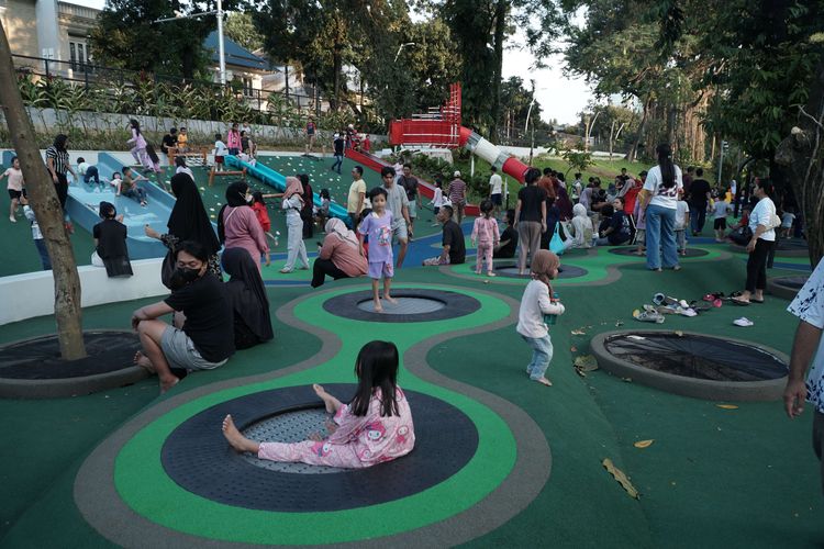 5 Taman di Jakarta yang Buka 24 Jam, Bisa Olahraga hingga Baca Buku