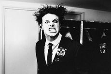 Lirik Lagu Memories, Singel Baru YUNGBLUD feat. Willow