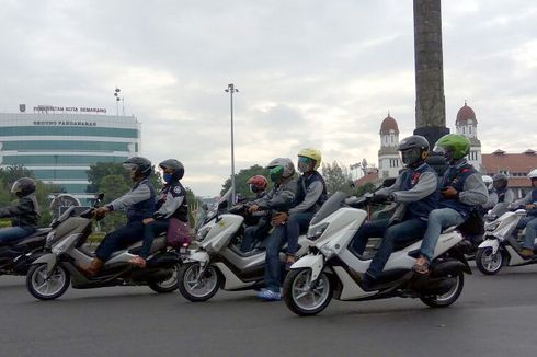 Bahaya Menggunakan Earphone Saat Mengendarai Sepeda Motor