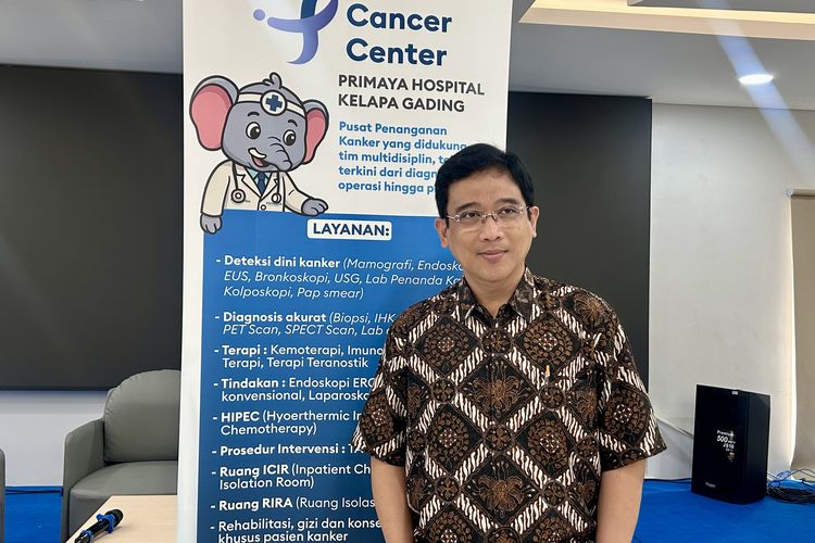 Dokter Spesialis Kandungan dan Kebidanan Subspesialis Onkologi, dr. Kartiwa Hadi N, Sp.OG, Subsp. Onk dalam seminar medis “Advancing Cancer Care: Peran HIPEC dalam Meningkatkan Survival pada Kanker dengan Keterlibatan Peritoneal” di Primaya Hospital Kelapa Gading, Selasa (28/4/2026).