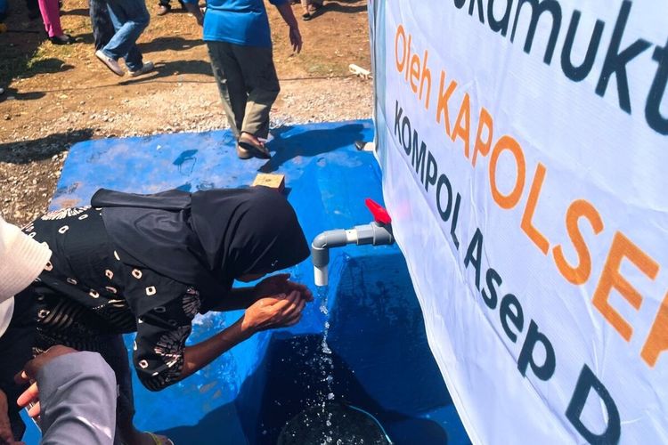 Dulu Berjalan Satu Kilometer demi Air, Warga Rancawaas Kini Punya Sumur Bor
