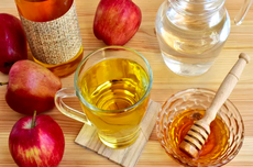 Waktu Terbaik dan Cara Minum Cuka Apel agar Khasiatnya Lebih Efektif