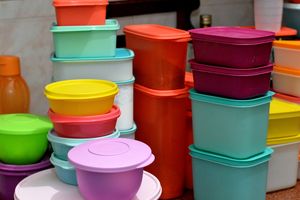 Tupperware Batal Bangkrut, Ini Sebabnya