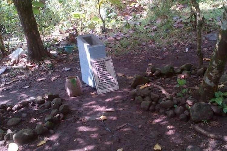 Makam 24 orang eks korban 1965 ditemukan di Dusun Plumbon, Kelurahan Wonosari, Kota Semarang, Jawa Tengah. Dua makam tersebut kini telah diberi penanda nisan oleh masyarakat.