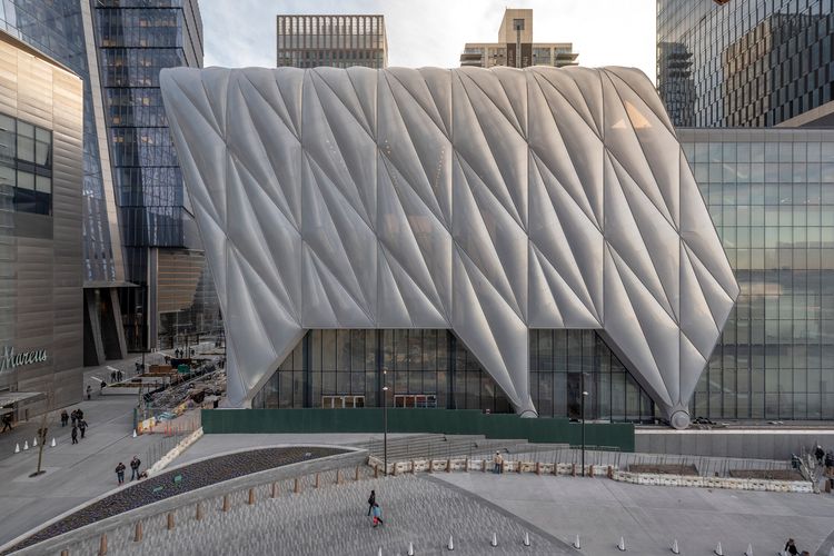 The Shed dibangun dengan beragam fungsi yakni museum, galeri terbuka, teater dengan 500 kursi, dan tempat acara. 