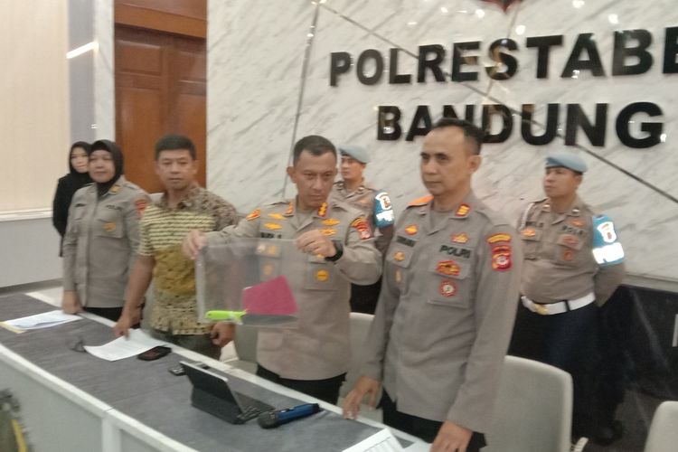 Kronologi Pedagang Pasar Cimol Gedebage Ancam Pembeli Dengan Pisau