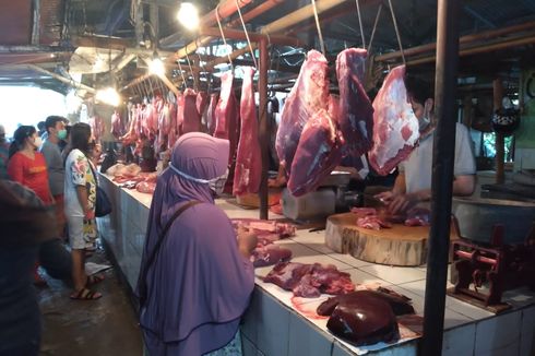 Pedagang Daging Sapi di Pasar Kranji Kembali Berjualan, Harga Dipatok Rp 125.000 Per Kg