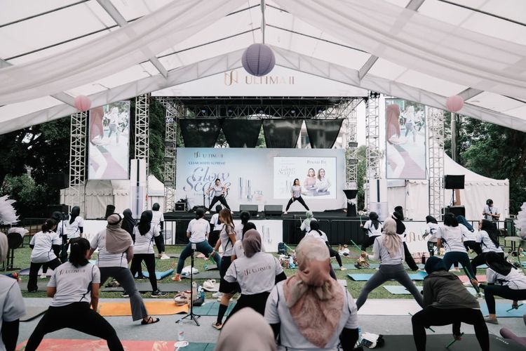 Brand kecantikan ULTIMA II menggelar festival kecantikan dan gaya hidup aktif bertajuk Clear White Supreme Glow Scape yang hadir di beberapa kota termasuk di Jakarta, yakni di Sampoerna Strategic Square pada Minggu (7/12/2025), serta di Metro PIM 1 dan PIM 2 pada 7-14 Desember 2025.
