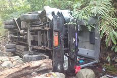Bus Rombongan Guru Masuk Jurang di Palabuhanratu, 7 Korban Dirujuk ke Jakarta
