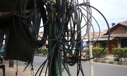 Pulihkan Estetika dan Keamanan Kota, Berikut Sederet Penanganan Pemkot Tangerang pada Kabel Udara 