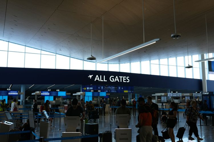 Inggris Mulai Gunakan e-Gates Tanpa Paspor, Siapa yang Bisa Memakainya?