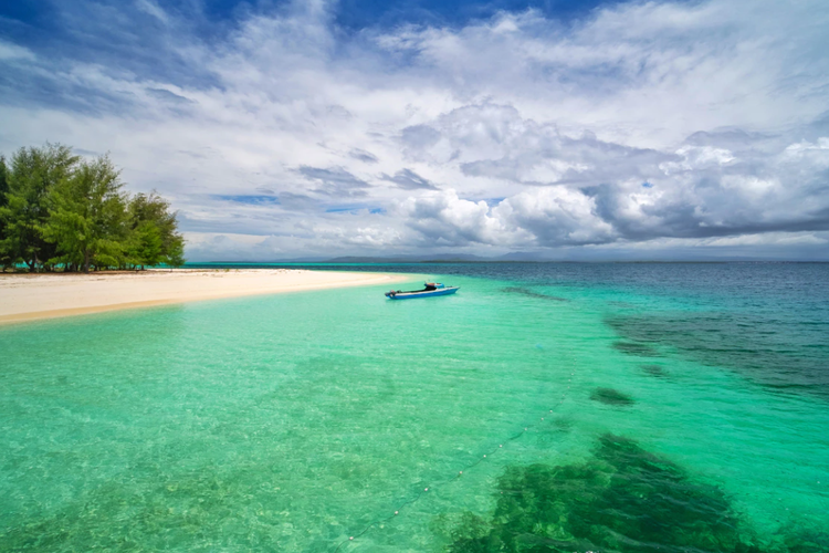 Pulau Kokoya di Morotai, Maluku Utara
