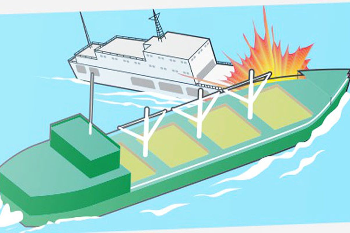 Diduga akibat Cuaca Buruk, Kapal Penumpang Tabrak Kapal Tanker Gas di Merak