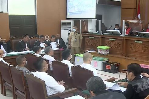 4 Terdakwa “Obstruction of Justice” Hadir di Sidang Richard Eliezer dkk, Hendra Kurniawan Belum Dihadirkan