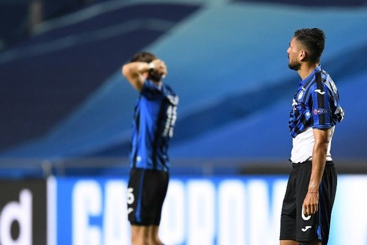 Reaksi pemain Atalanta, Jose Luis Palomino, seusai kekalahan kontra PSG pada laga perempat final Liga Champions di Estadio Da Luz, Lisbon, pada Kamis (13/8/2020) dini hari WIB.