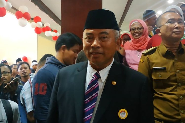Wali Kota Bekasi, Rahmat Effendi.