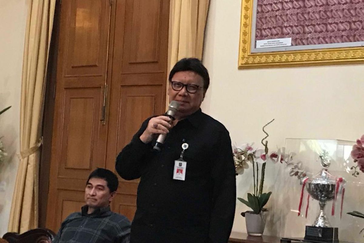Menteri Dalam Negeri Tjahjo Kumolo saat ditemui di Kantor Bupati Pandeglang, Banten, Jumat (28/12/2018). 