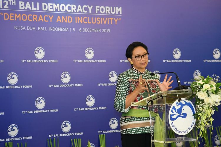 Menteri Luar Negeri Retno Marsudi dalam acara Bali Democracy Forum (BDF) ke-12 dengan tema ?Democracy and Inclusivity di Bali, Jumat (5/12/2019). 