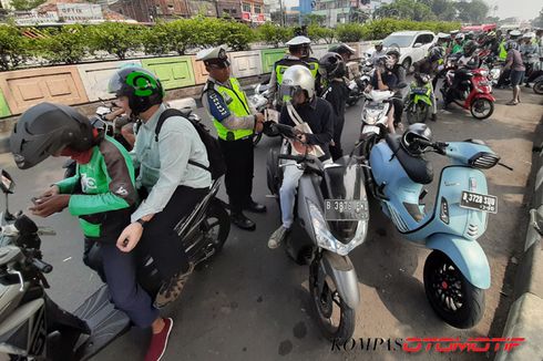 Mobil dan Motor Pakai Rotator, Langsung Dicopot di Operasi Patuh Jaya