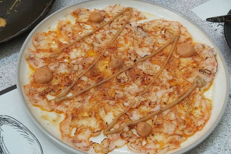 Salah satu hidangan populer khas Basque, Garlic Prawns pret-a-Porter, andalan Restoran Txoko Jakarta.