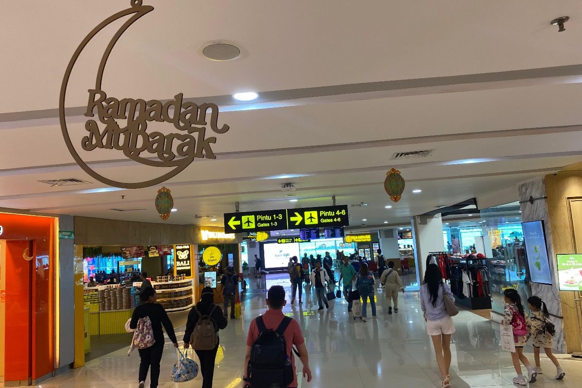 Suasana  di Terminal Kedatangan Domestik  Bandara Internasional  IGusti Ngurah Rai, Bali, pada Maret 2025. /Dok. Humas PT Angkasa Pura Indonesia 