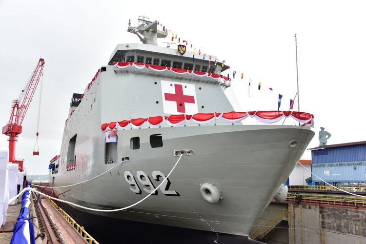 TNI Angkatan Laut kembali menambah alat utama sistem persenjataan (alutsistas) berupa kapal bantu rumah sakit KRI dr Radjiman Wedyodiningrat-992 produksi PT PAL Indonesia (Persero).