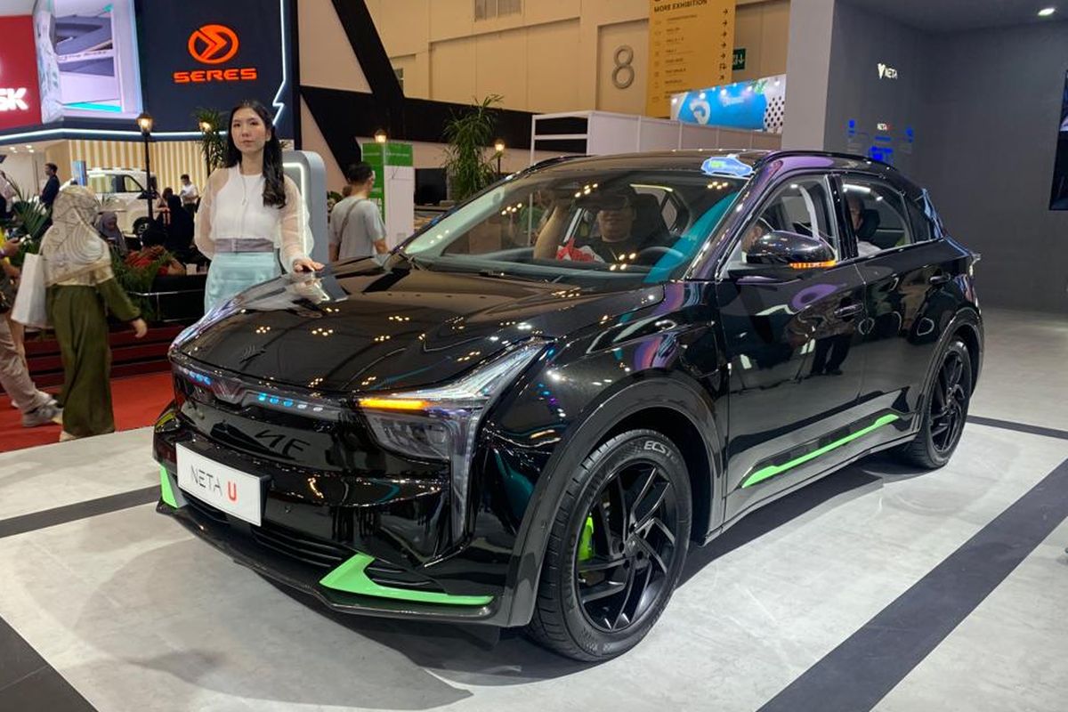 Neta, merek mobil listrik asal China resmi masuk ke pasar otomotif Indonesia lewat gelaran Gaikindo Indonesia International Auto Show (GIIAS) 2023.
