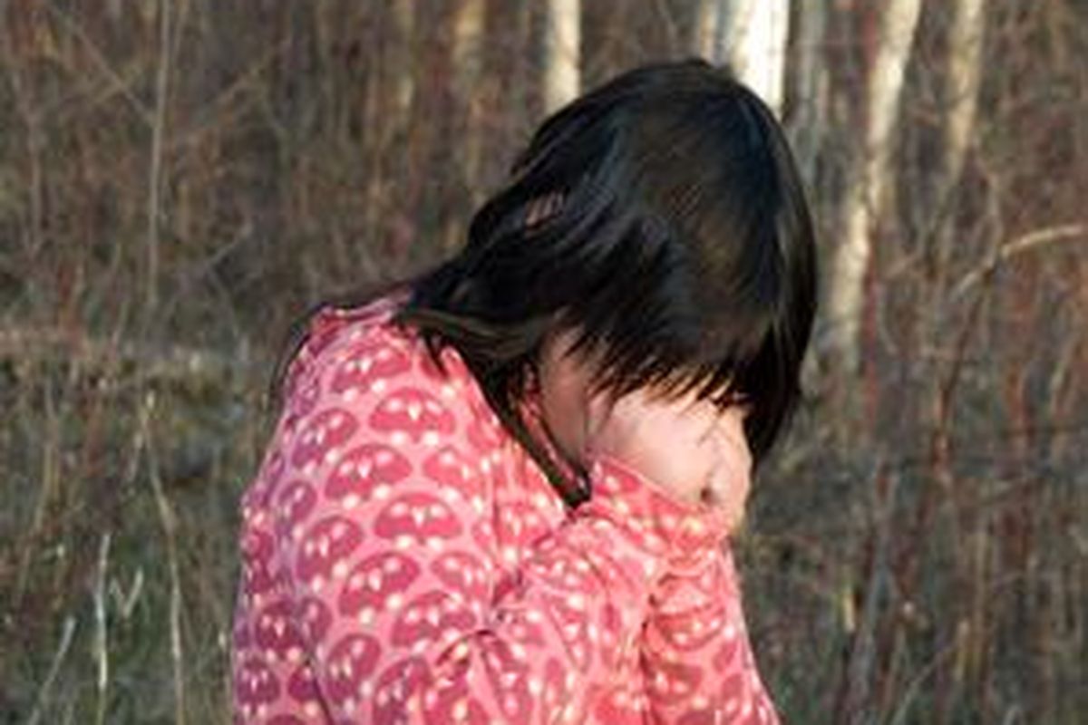 Indah mengaku sakit hati, karena kedua nilai ujian lainnya tidak dijadikan pertimbangan dan dinyatakan tidak lulus. Padahal, dia selalu mendapat peringkat 10 besar.  