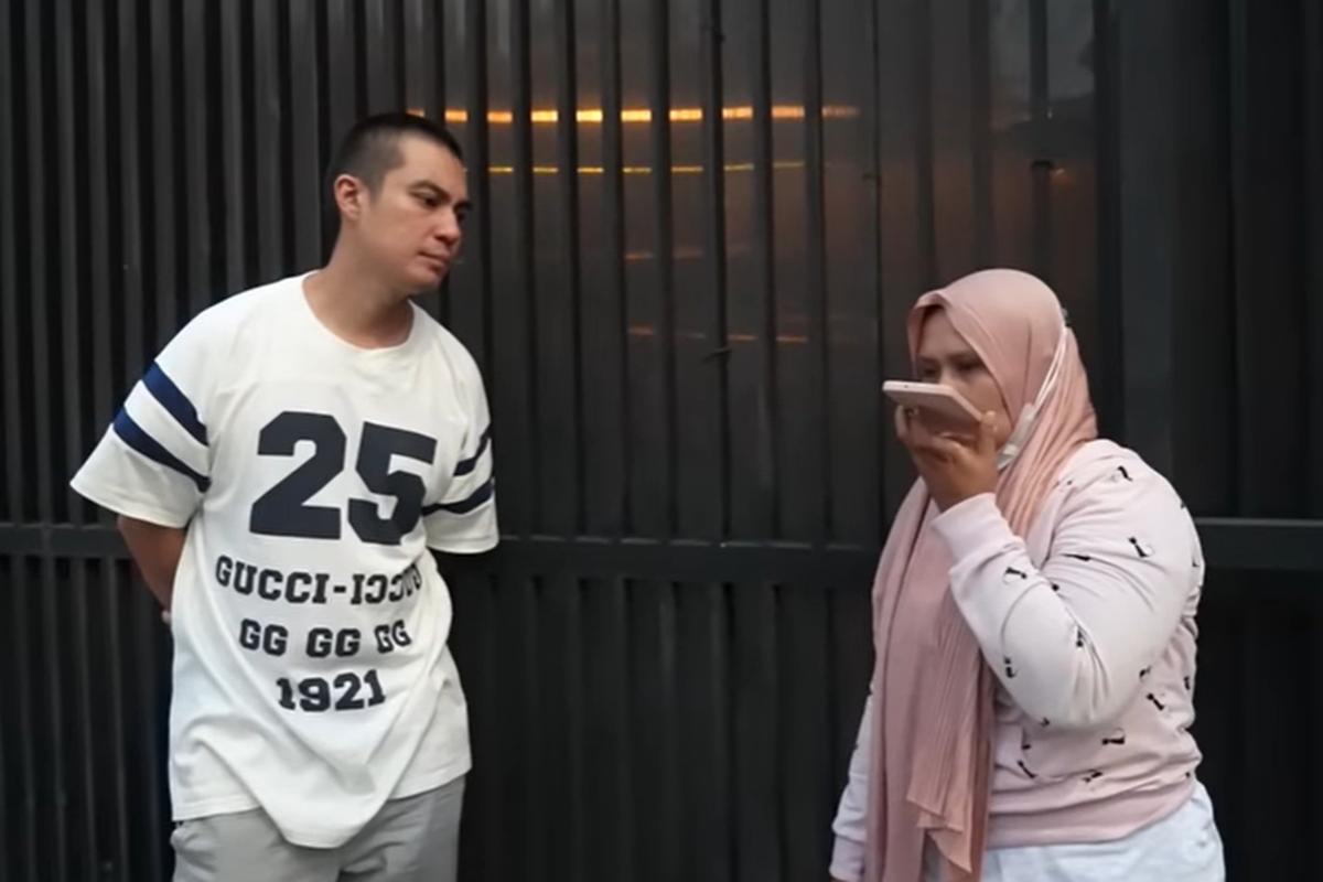 Video Viral Ibu dari Banyuwangi Kesal pada Baim Wong Soal Kisahnya Jadi  Konten, Ini UU yang Mengatur Privasi Seseorang Halaman all - Kompas.com