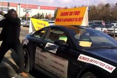 Protes Keras, Pemilik Hancurkan BMW M6 di Geneva Motor Show